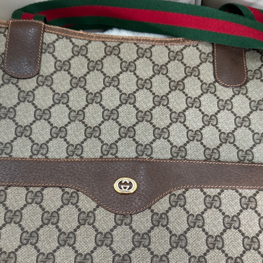 Gucci Beige Monogram Tote with Green and Red Straps - Picture 6 of 9